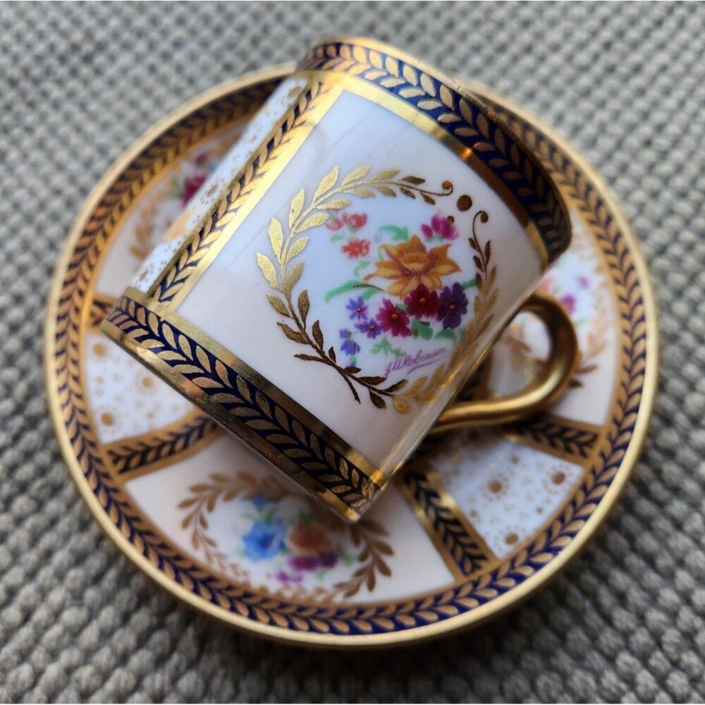 Paragon Queen Mary Coffee Can Demitasse Cup Saucer Signed J A Robinson 8902 - Picture 2 of 11